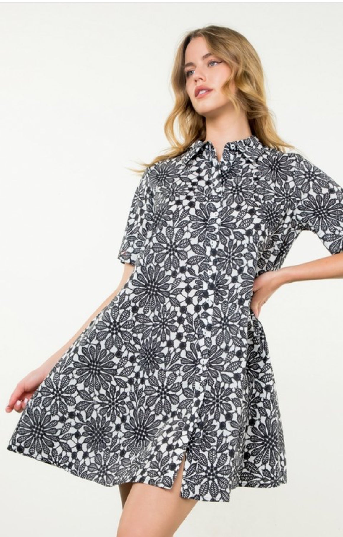 THML "Miranda" Flower Print S/S Dress- Black/White