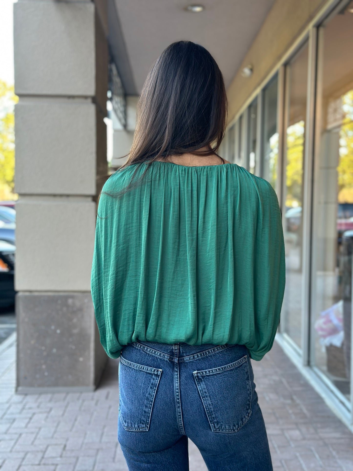 KLd “Brennan” Satin Scoop Neck Bubble Hem Top-Green