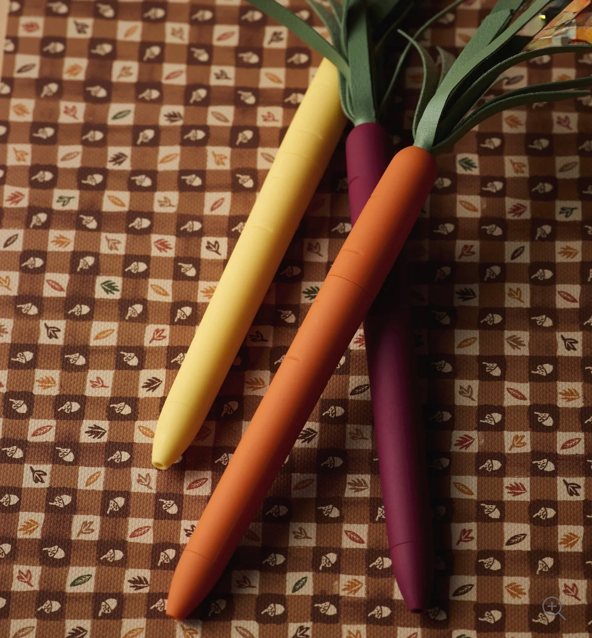 Rifle Paper Co. Bunch of Tricolor Carrot Pens