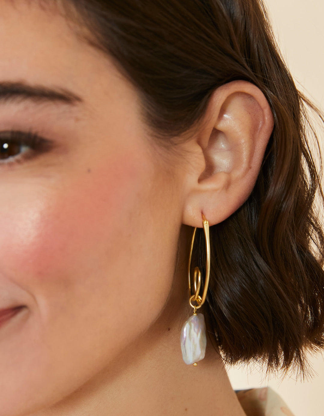 Spartina 449 Loopy Hoop Earring -Pearl