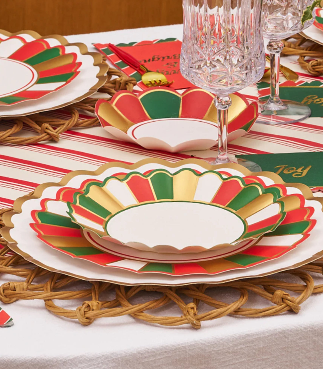 Sophistiplate “Joyful Christmas” Scalloped Salad Plate