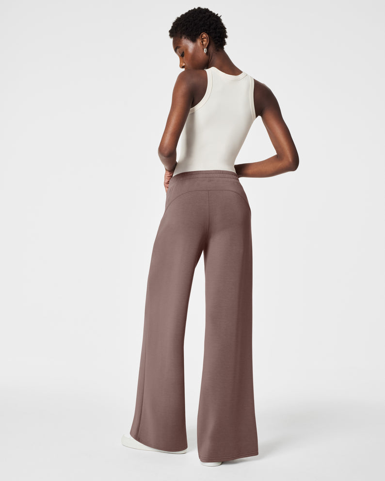 Spanx AirEssentials Wide Leg Pant-Smoke – Adelaide's Boutique