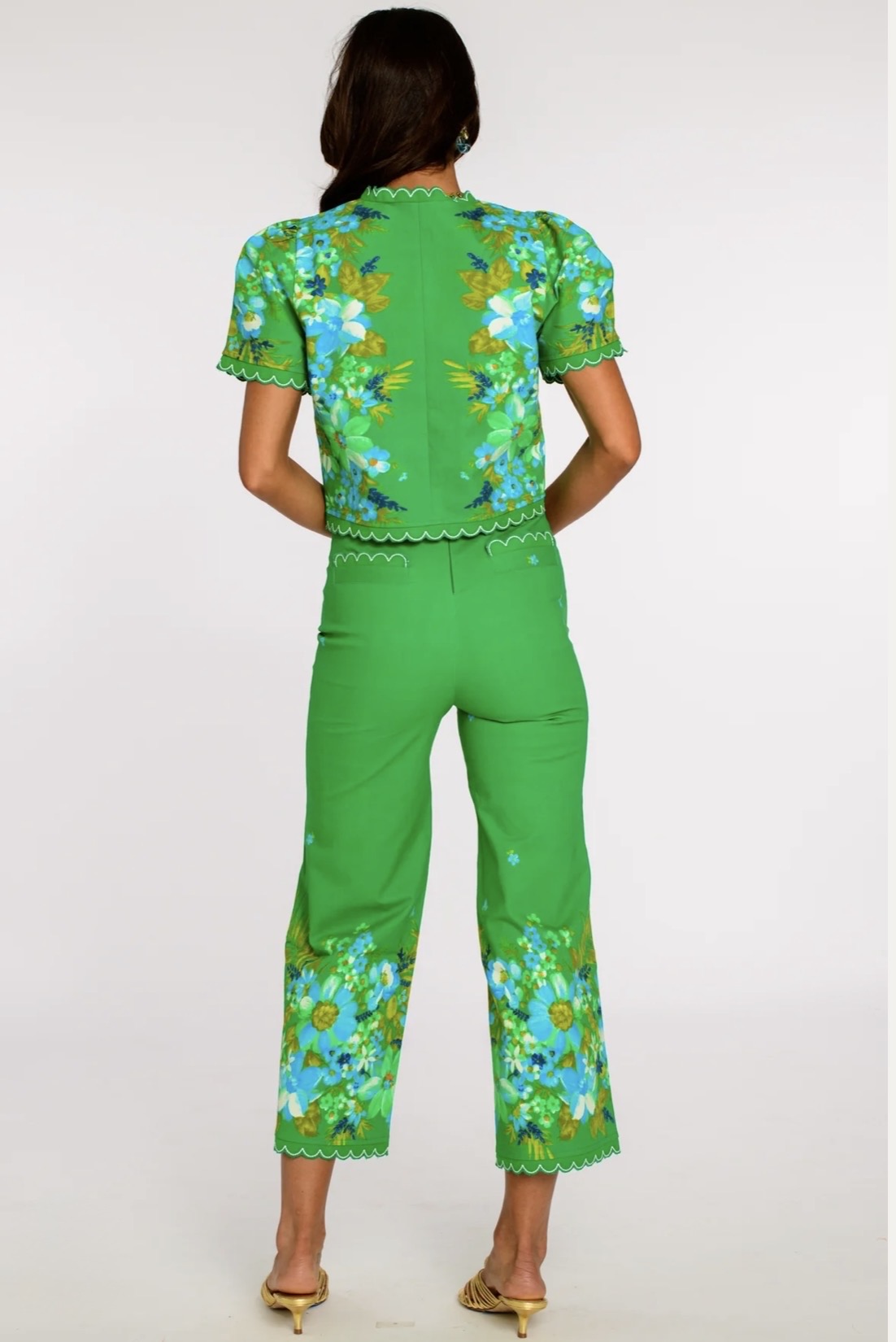 Elizabeth James "Jojo" Pant-Hula