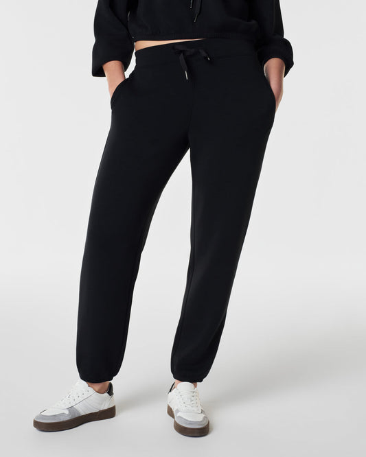 Spanx AirEssentials Jogger-Very Black