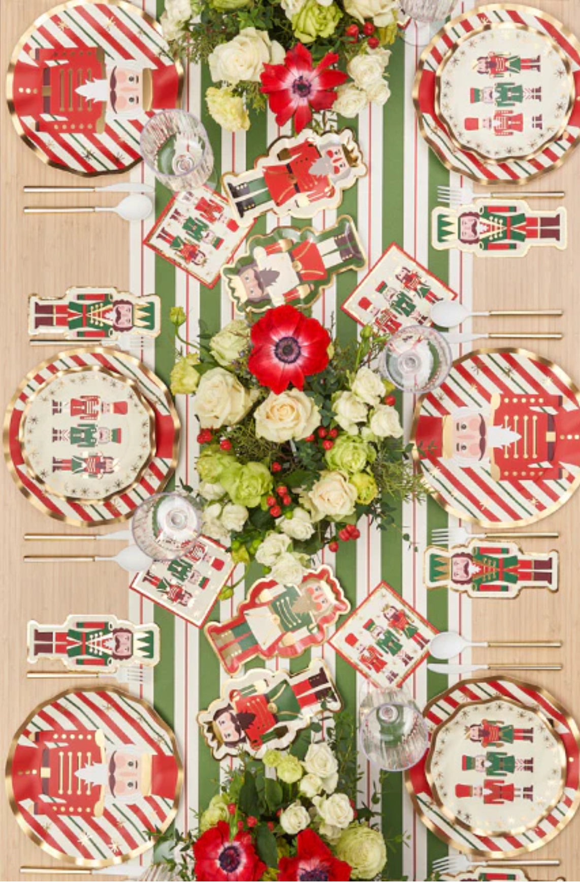 Sophistiplate Wavy Salad Plate-Nutcracker Christmas