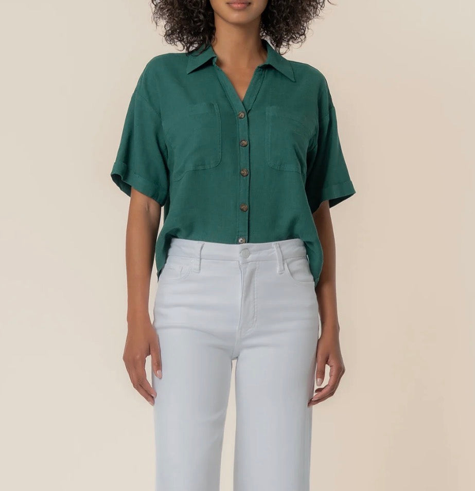 Kut from the Kloth "Brianna" Boxy Button Front Shirt-Jungle