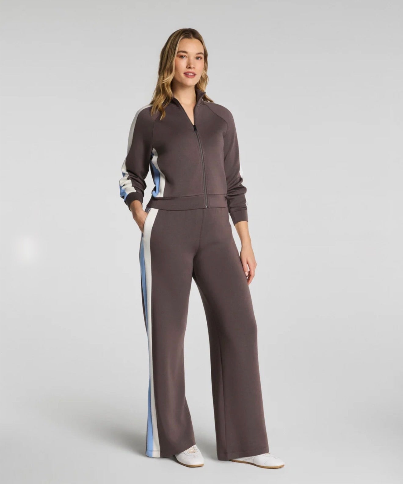 Spanx AirEssentials® Colorblock Track Pants - Dark Cacao/Powder