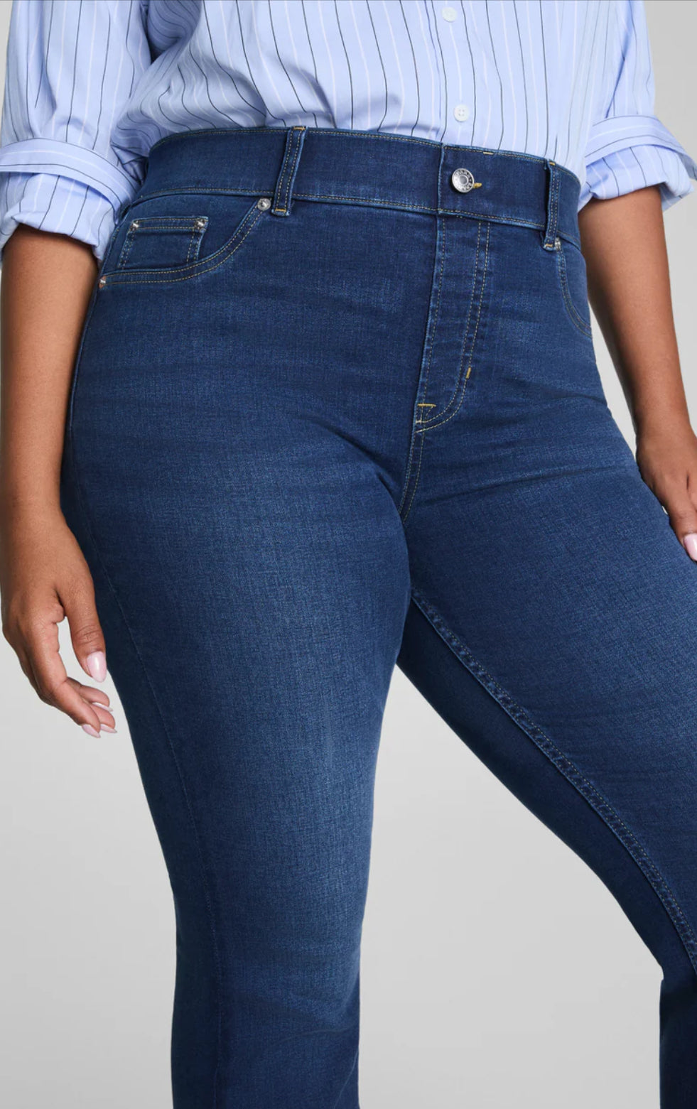 Spanx SPANXshape™ EveryWear
Flare Jeans-Pacific Wash