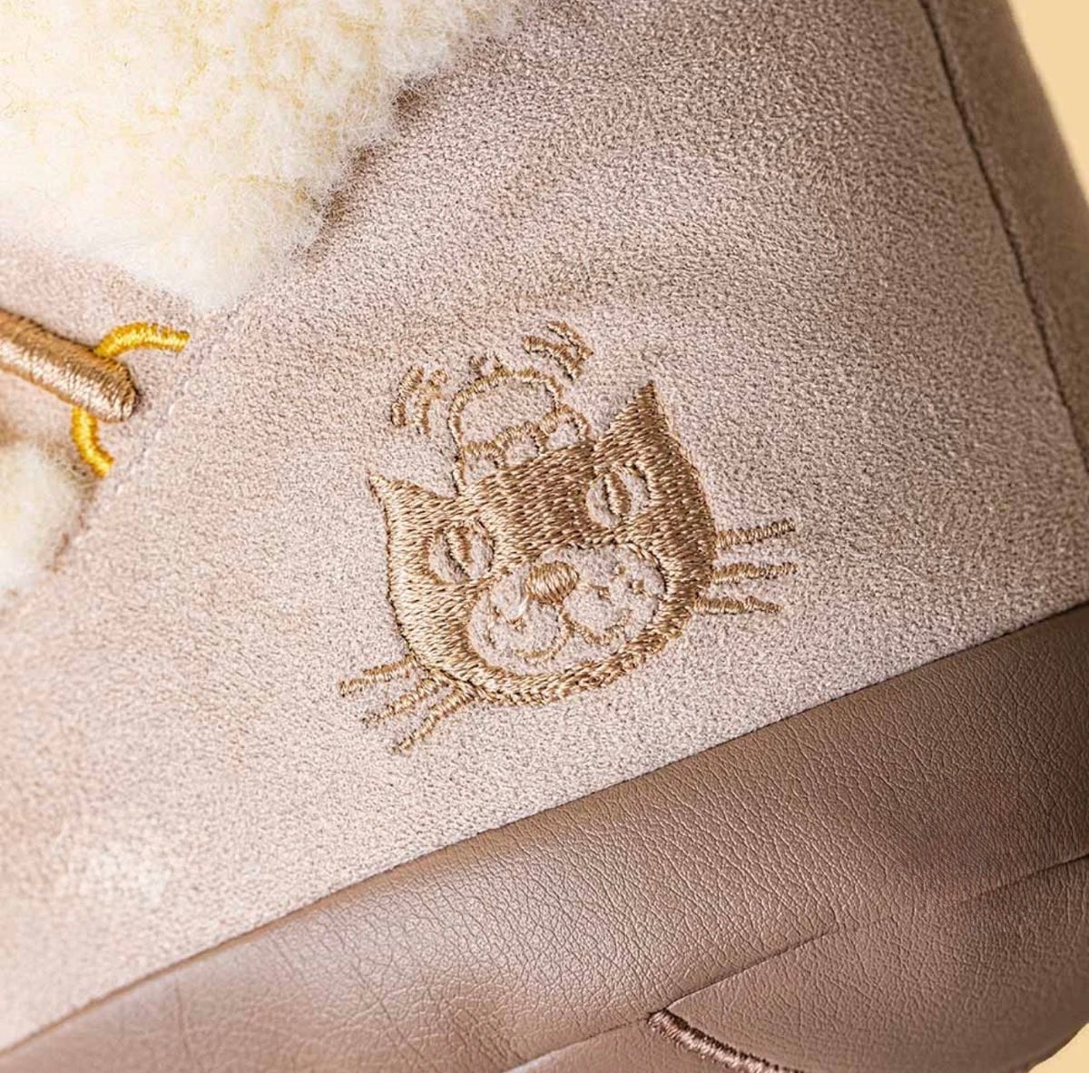 Jellycat Amuseables Perta Snowboot