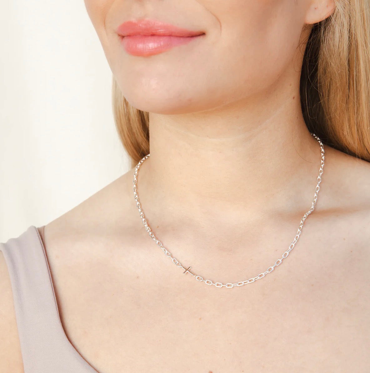 Rizen Mini Chain Breaker Cross Necklace-Silver