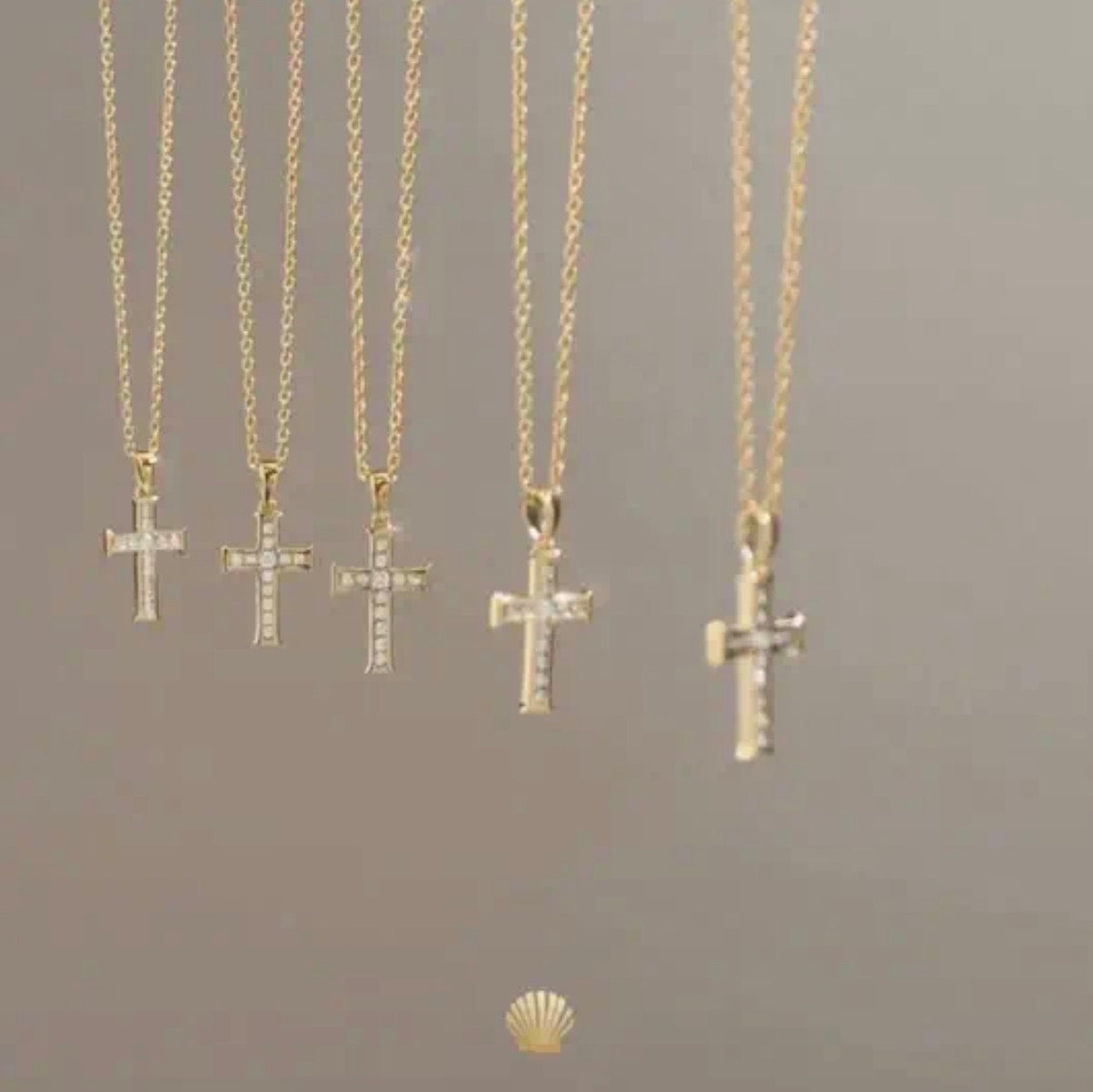 Rizen Luminous Cross Pendant Necklace-Gold