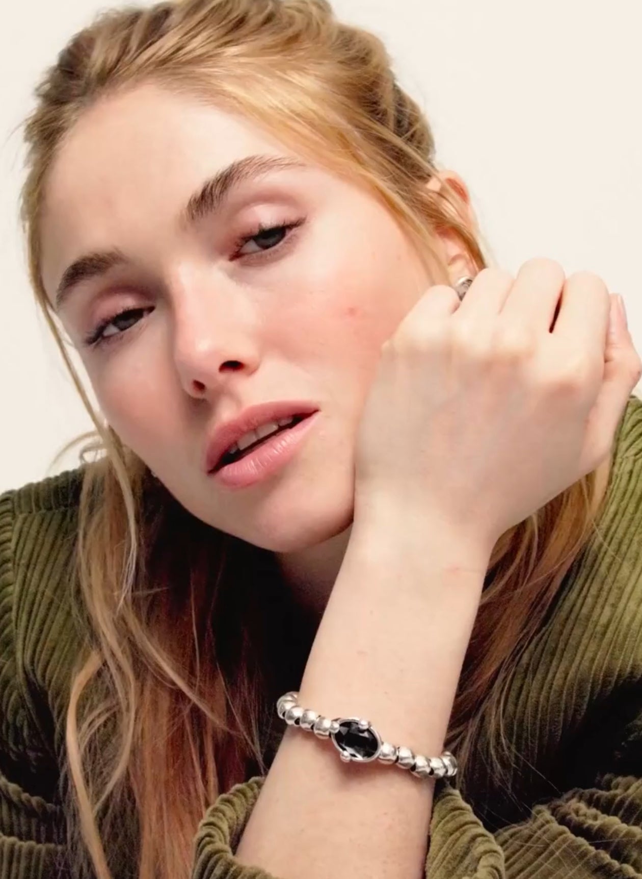 Uno de 50 “Ser Deslumbrante” (be stunning) Stretch Bracelet- Silver/Black