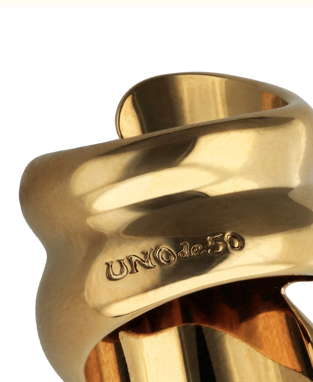 Uno de 50 "Essentia" Ring-Gold