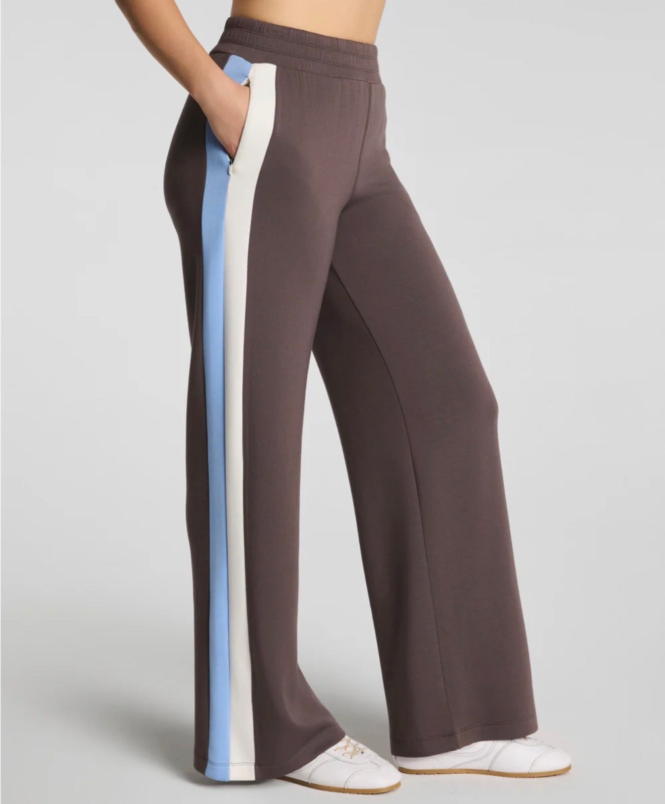 Spanx AirEssentials® Colorblock Track Pants - Dark Cacao/Powder