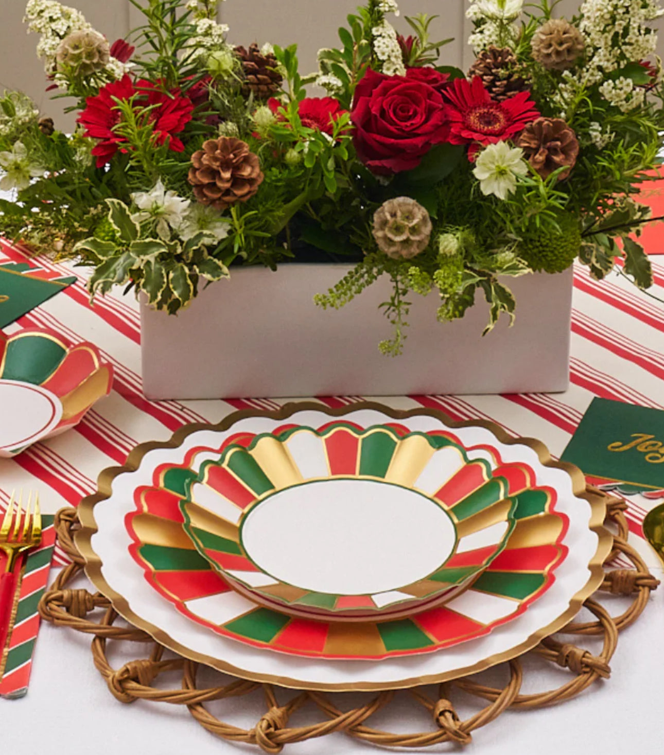 Sophistiplate “Joyful Christmas” Scalloped Salad Plate