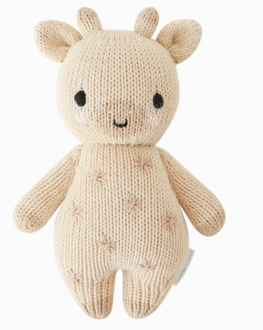 Cuddle + Kind “Baby Giraffe”