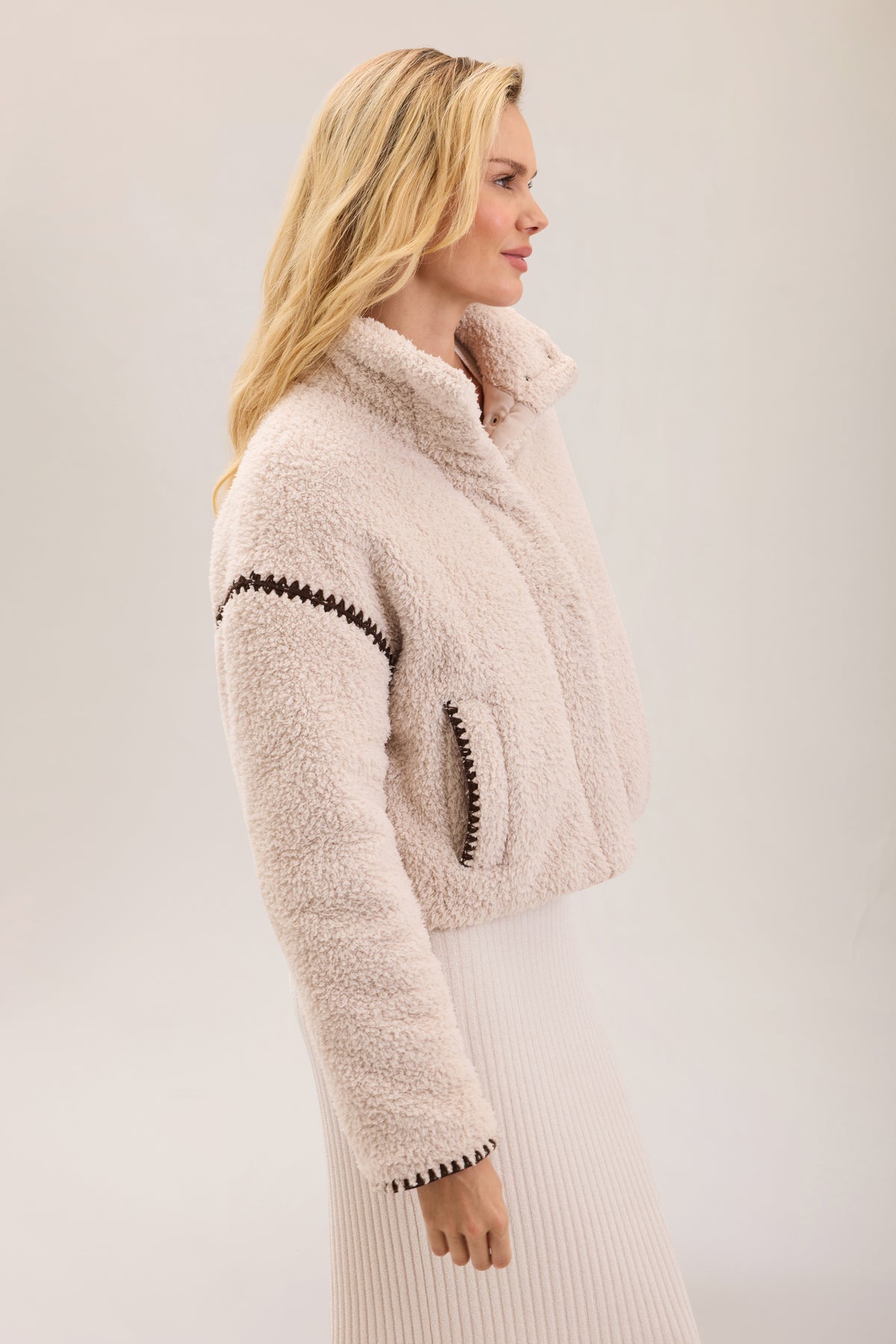 Barefoot Dreams Brushed CozyChic® Blanket Stitch Puffer-Stone Umber