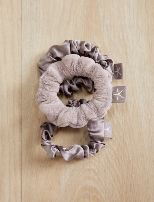 Barefoot Dreams LuxeChic® and Silk Scrunchie Set-Beach Rock