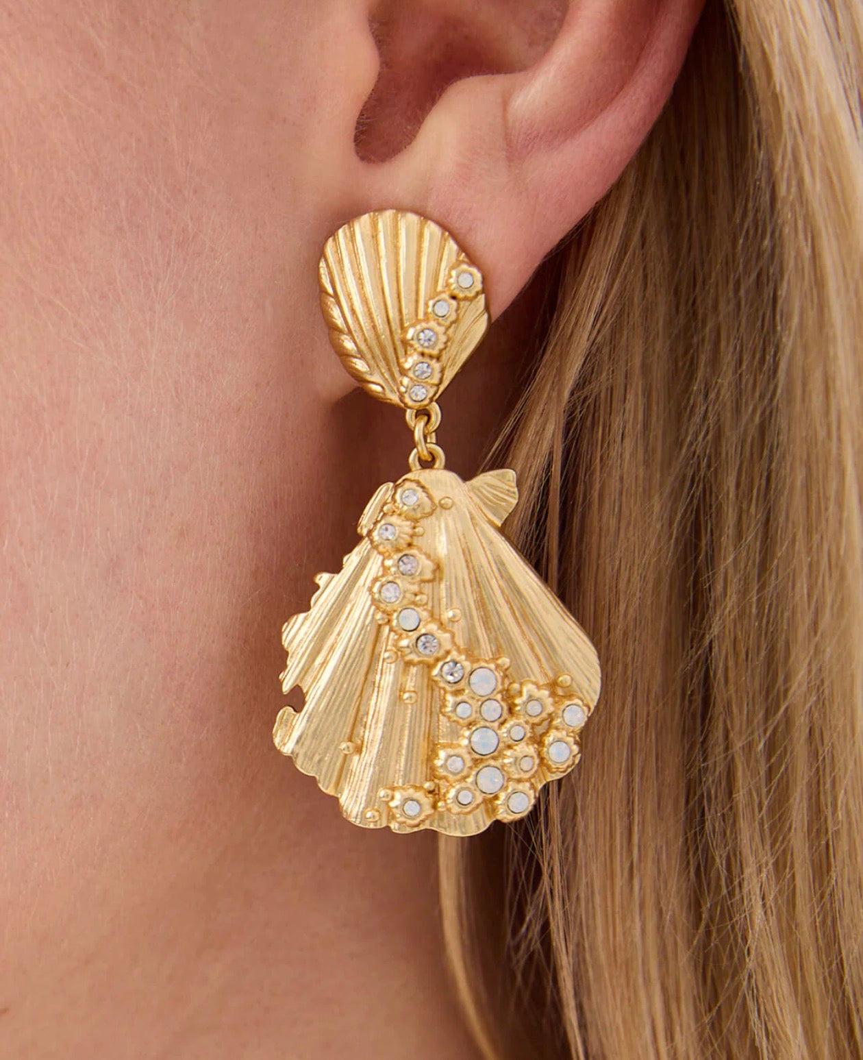 Spartina 449 Scallop Shell Earrings-White Opal