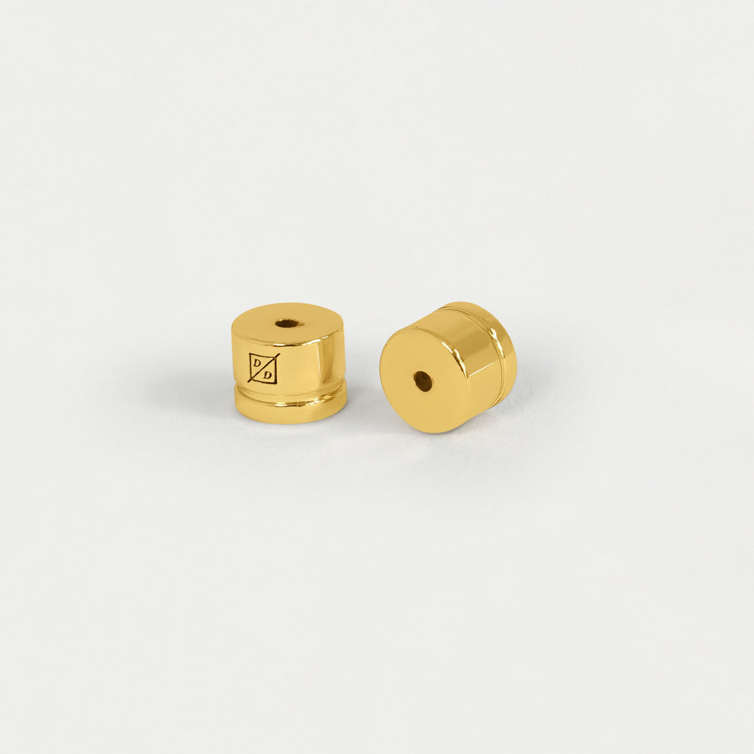 Dean Davidson Signature Small Knockout Studs-3 Colors