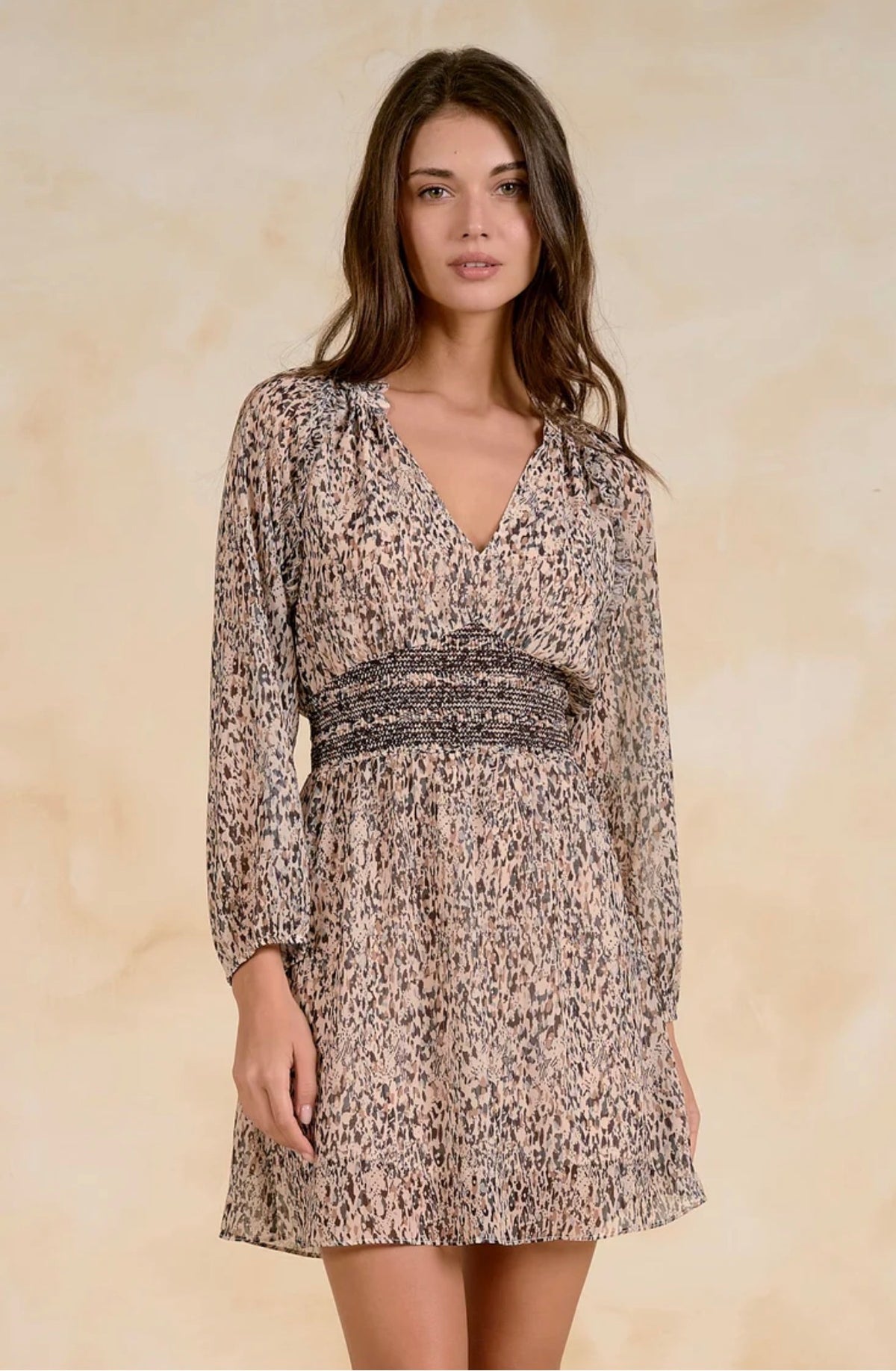 Elan “Cheyenne” L/S V-Neck Dress-Tan/Brown Print
