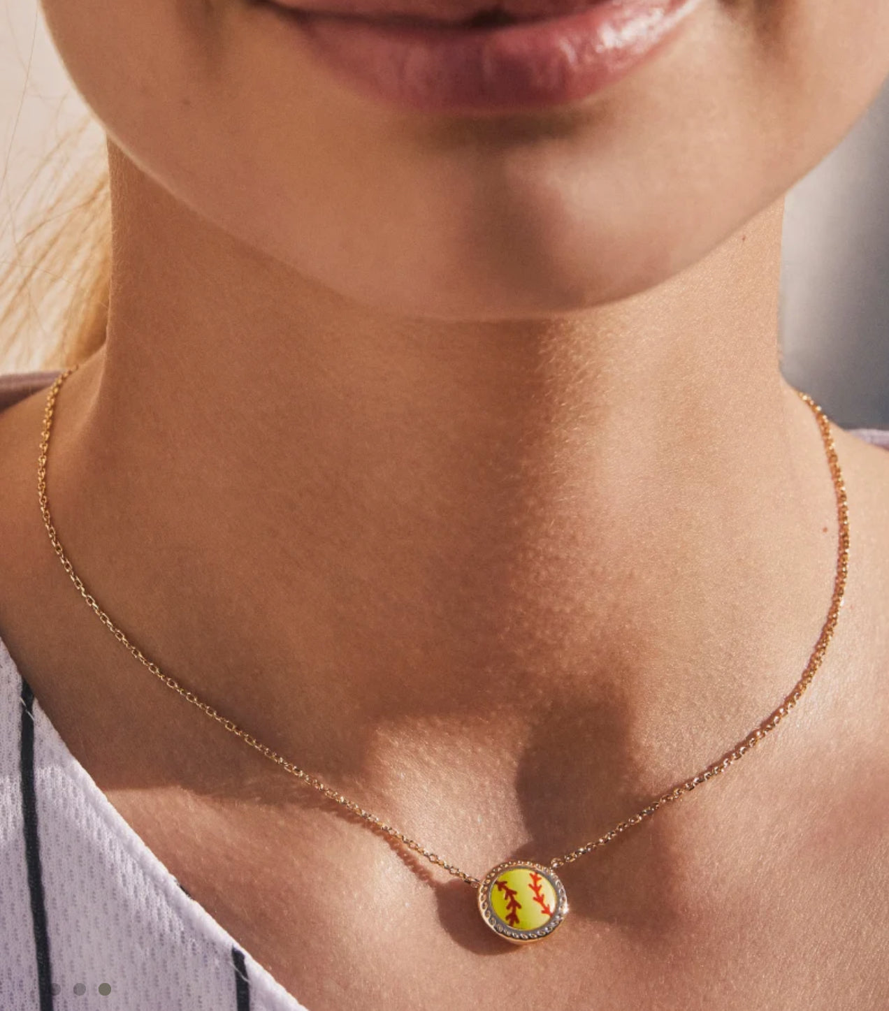 Kendra Scott Softball Short Pendant Necklace-Gold Chartreuse Magnesite