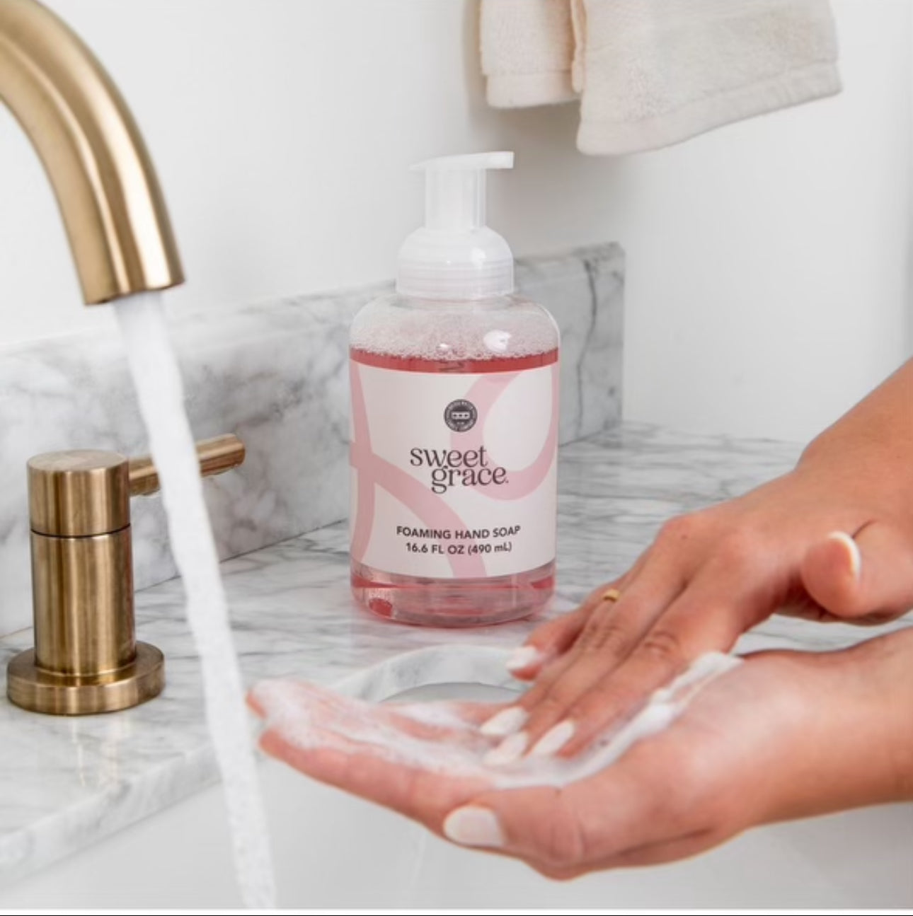 Bridgewater Candles "Sweet Grace" Foaming Hand Soap