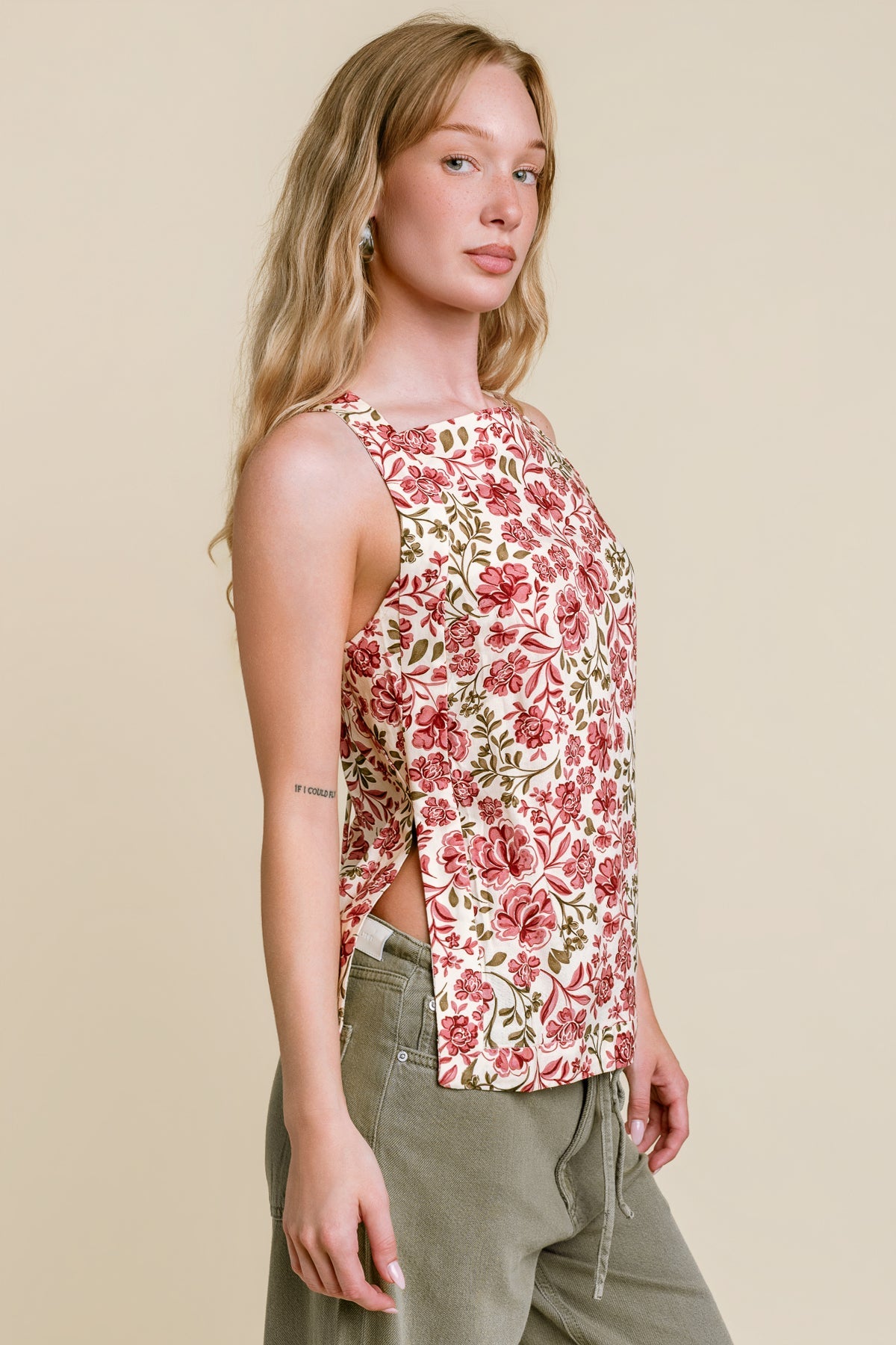 Mink Pink “Posey” Tunic Top-Chintz Floral