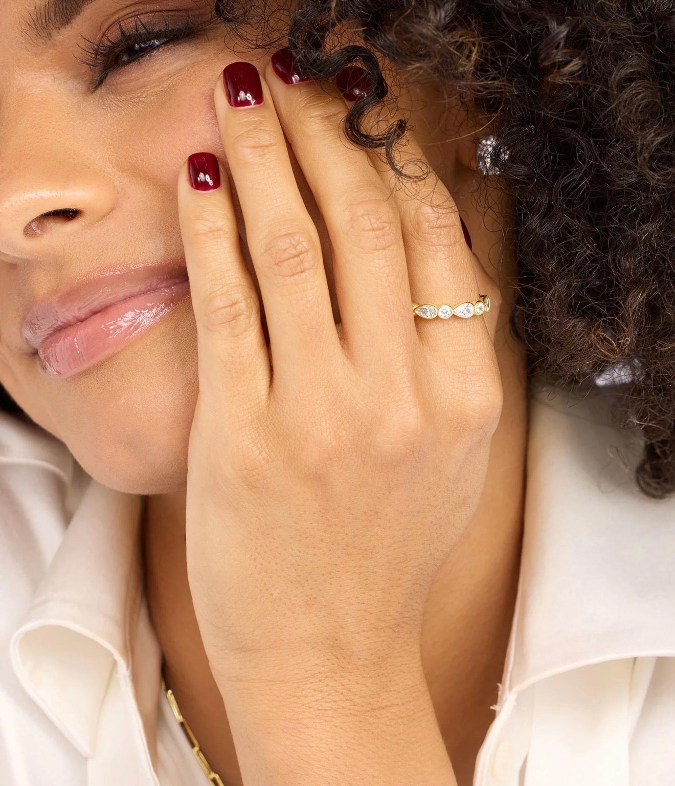 Melinda Maria “Isla” Ring- Gold/White