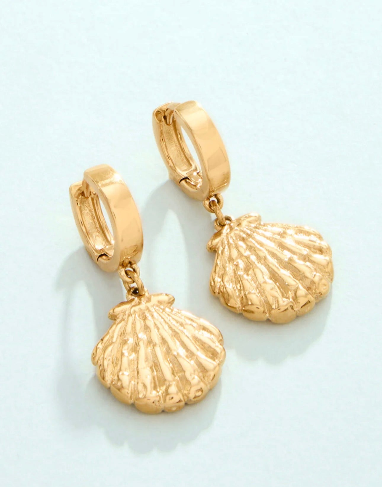 Spartina 449 SP Shell Drop Hoop Earring-Gold