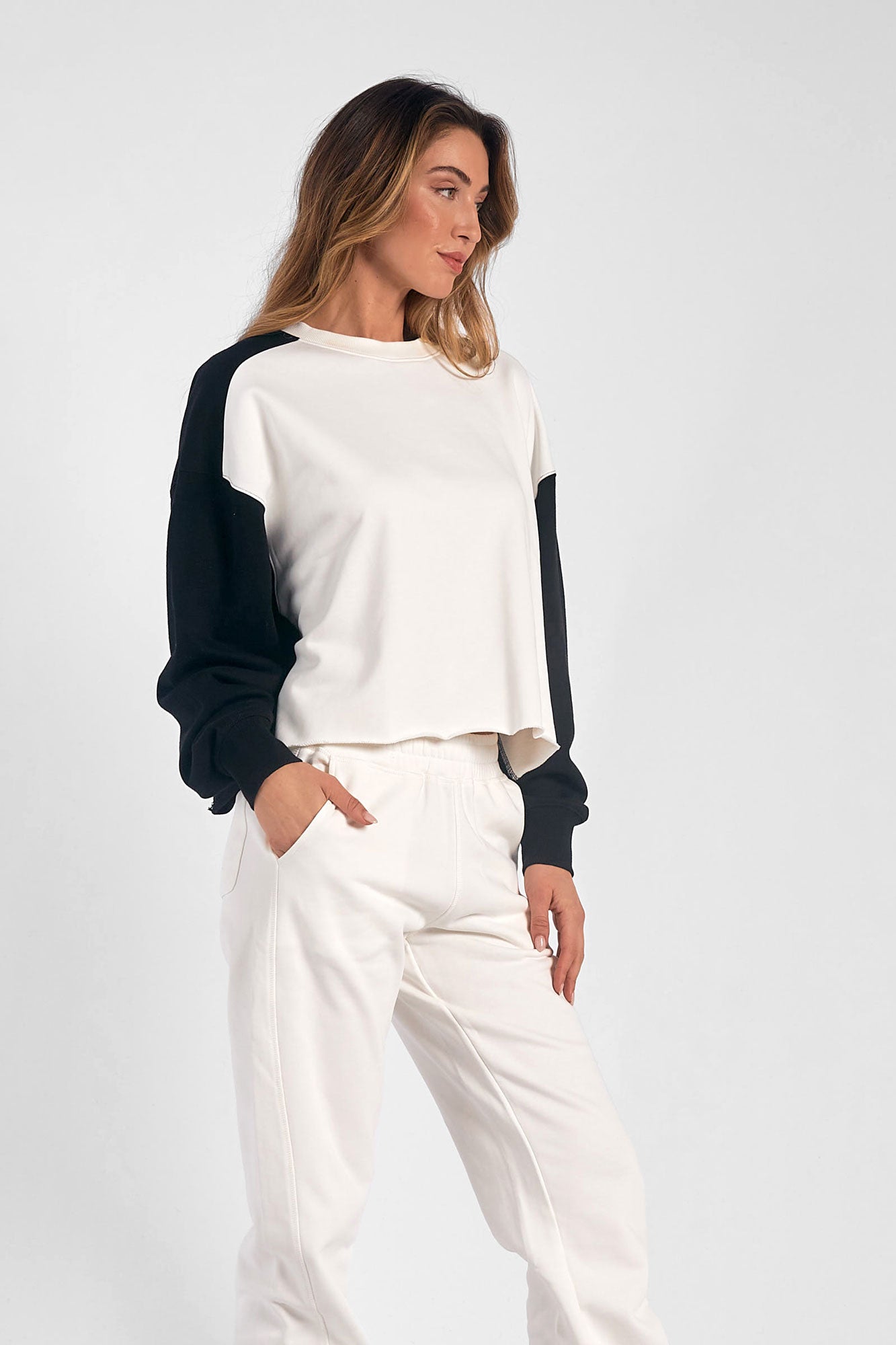 Elan Colorblock Sweatshirt-White/Black