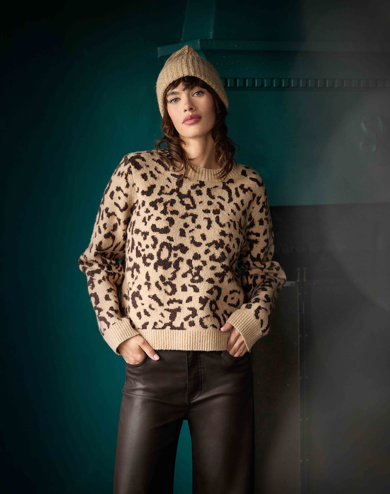 Kut from the Kloth "Gisella" Animal Print Pullover-Beige/Brown