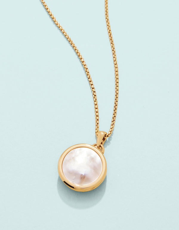 Spartina 449 SP Petite Photo Round Locket Necklace 18"-MOP