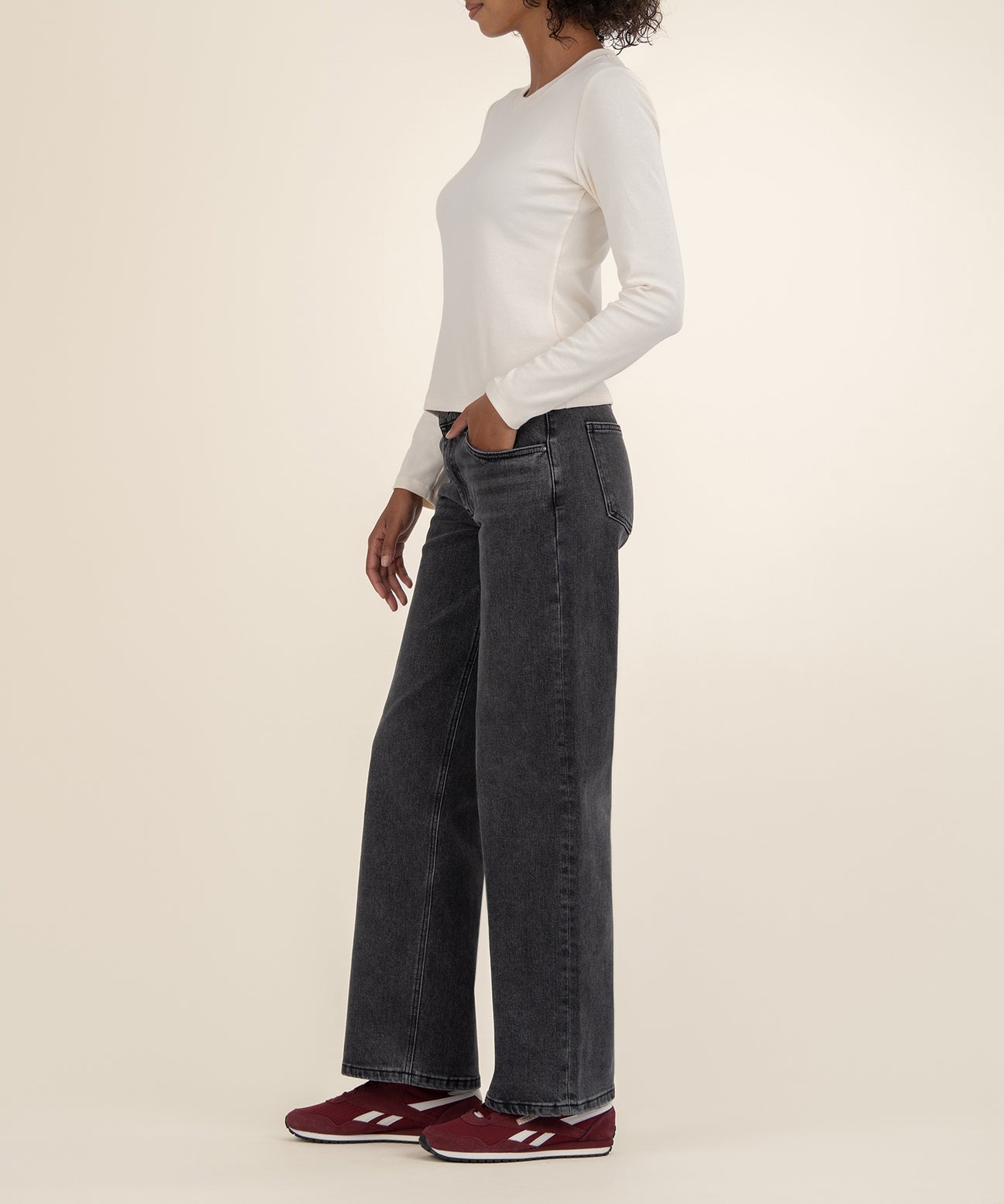 Kut from the Kloth "Noelie" Scoop Neck Long Sleeve Top-Cream