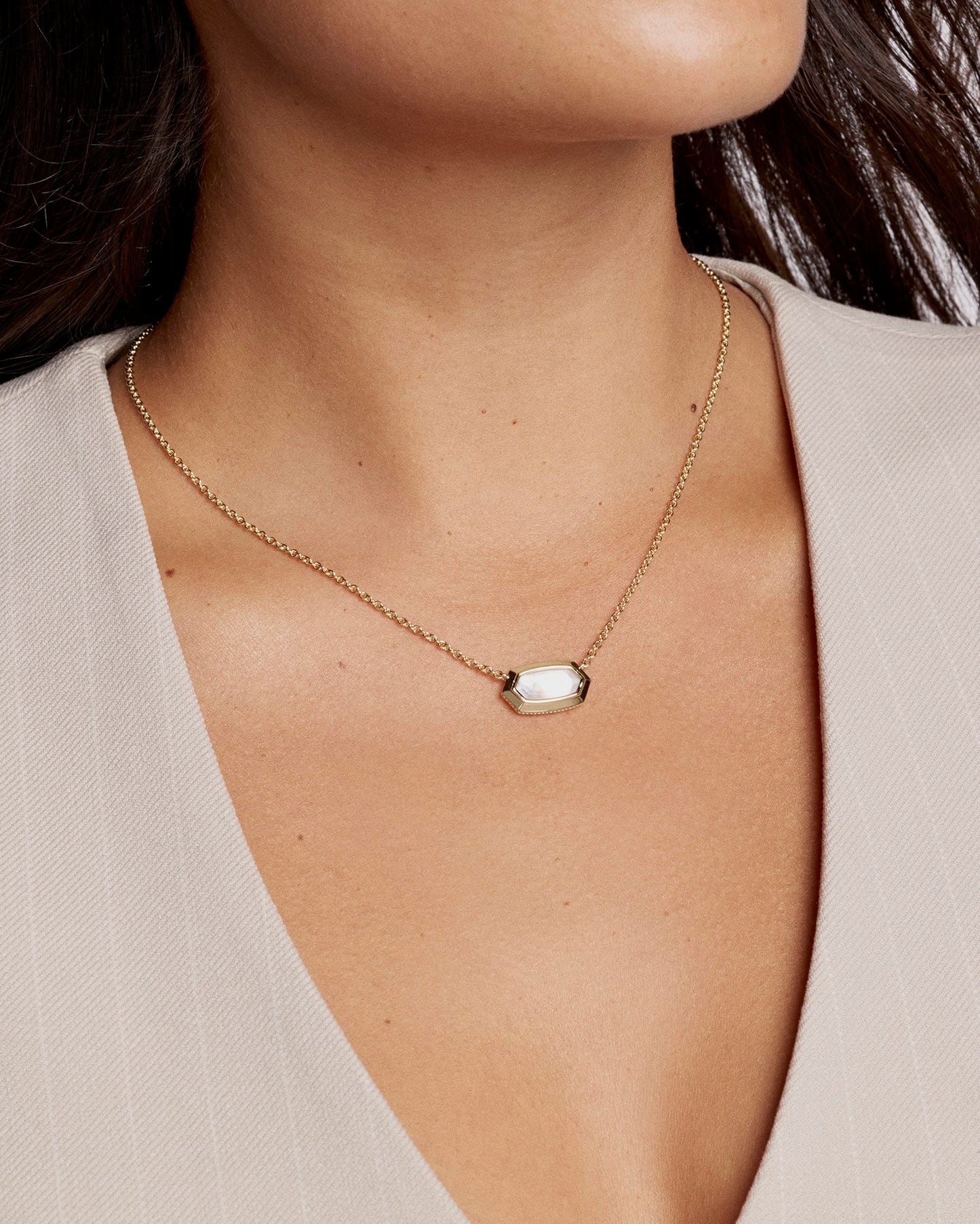 Kendra Scott Elisa Bezel Pendant Necklace-Gold Ivory MOP