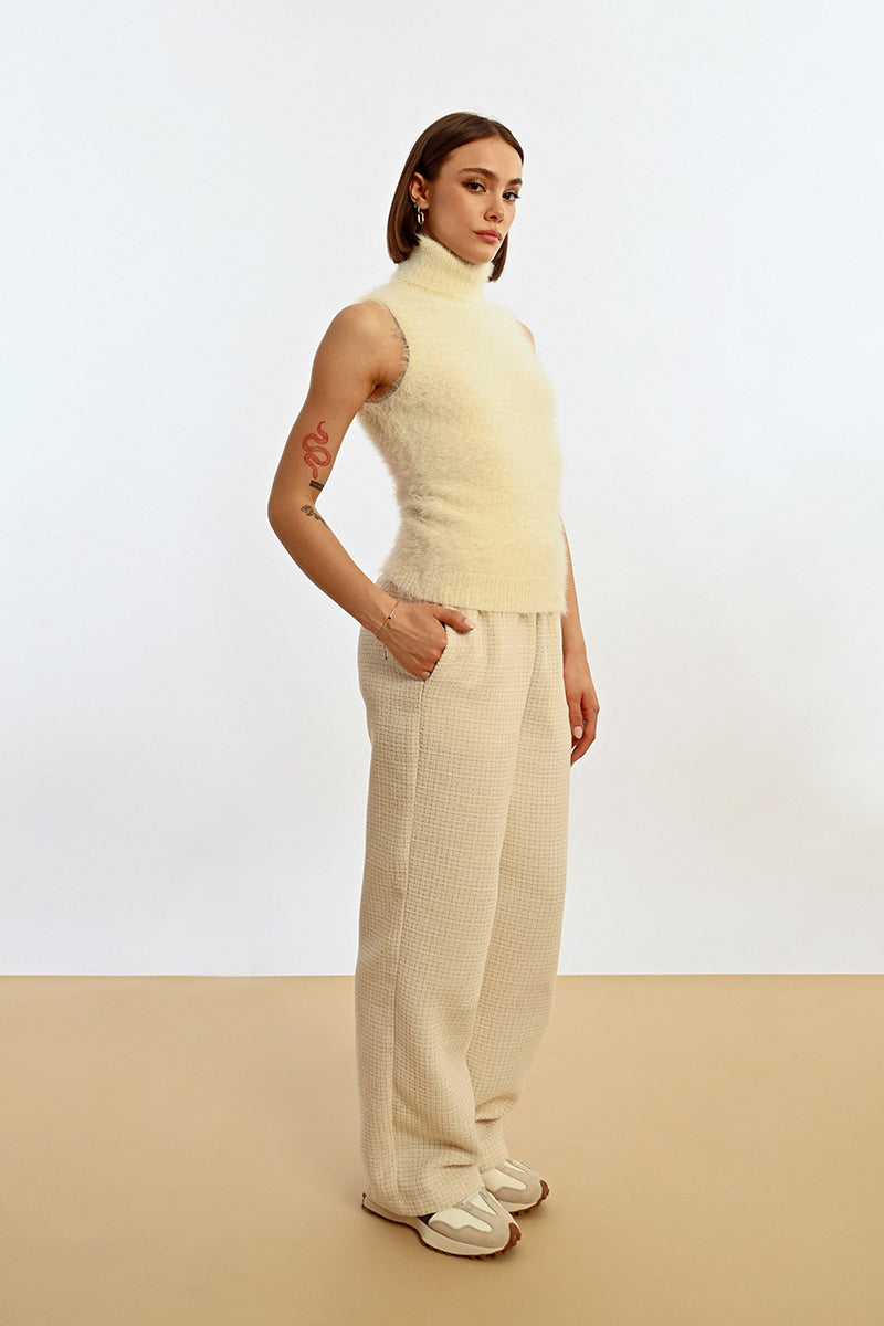 Lili Sidonio Eyelash Knit Turtleneck Sweater-Off White