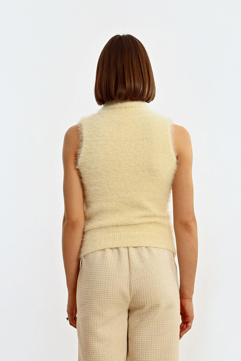 Lili Sidonio Eyelash Knit Turtleneck Sweater-Off White