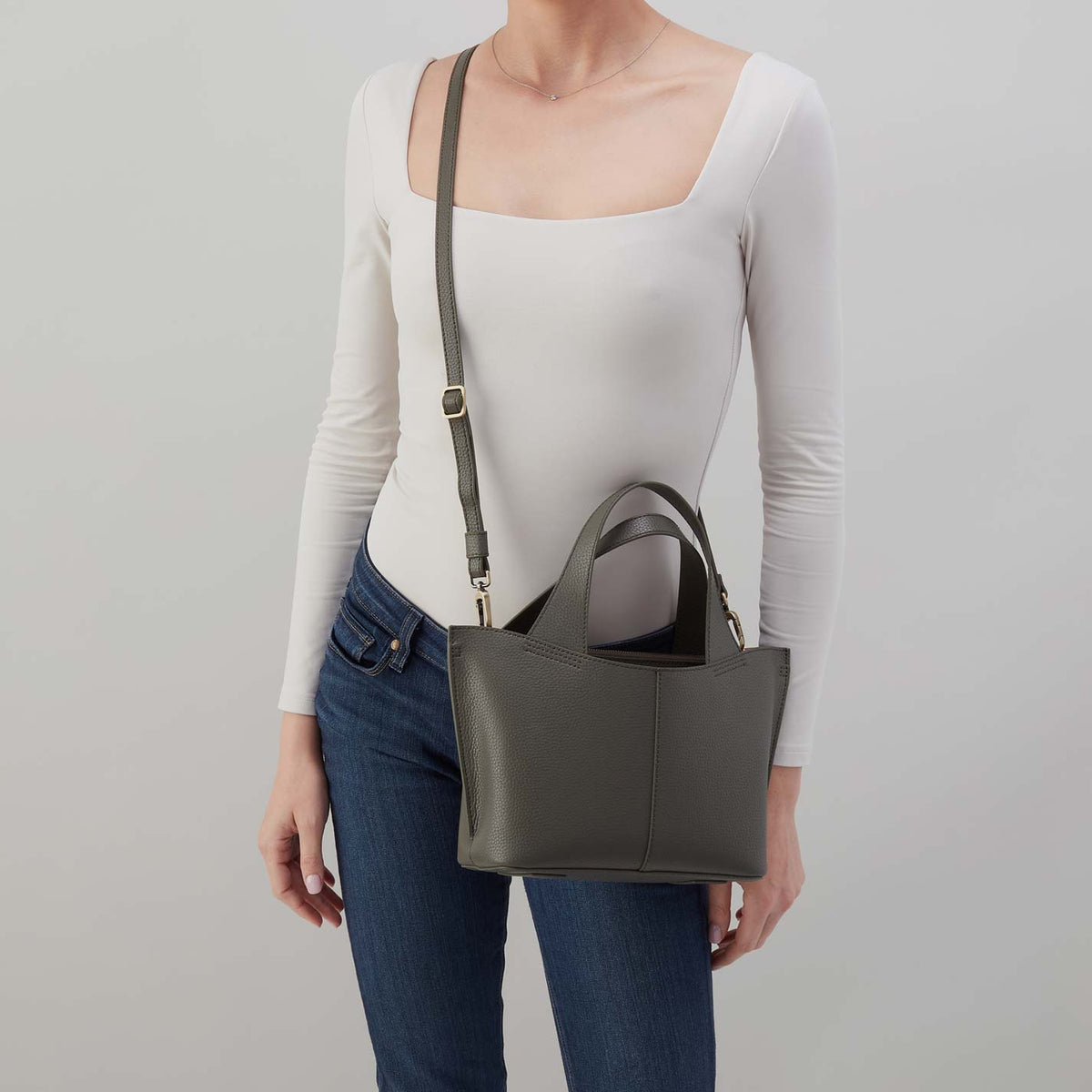 Hobo Bags “Vida” Small Tote - Desert Palm