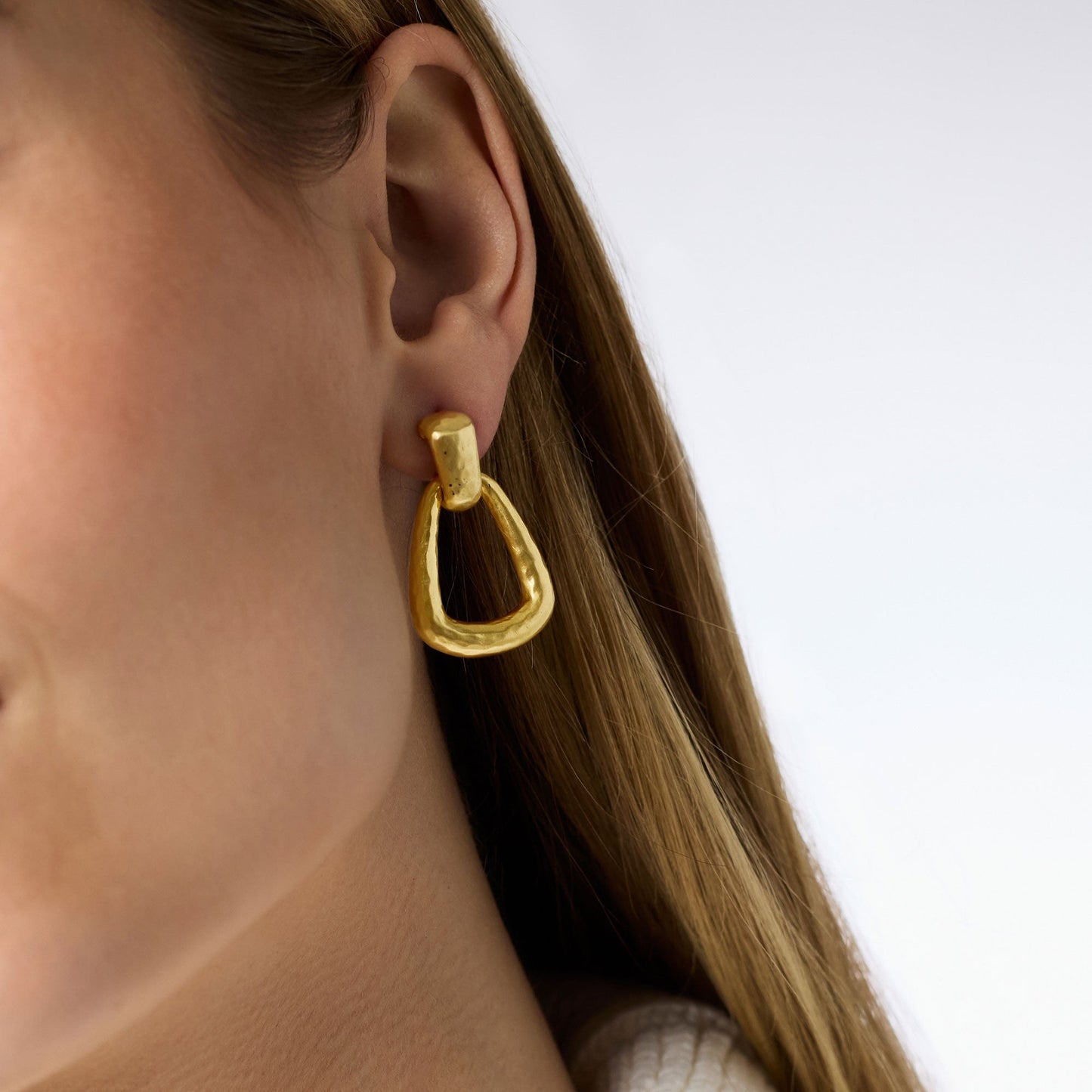 Julie Vos Sahara Demi Doorknocker Earring - Gold