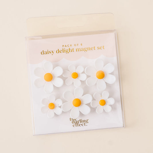 The Darling Effect Daisy Delight Magnet Set-White