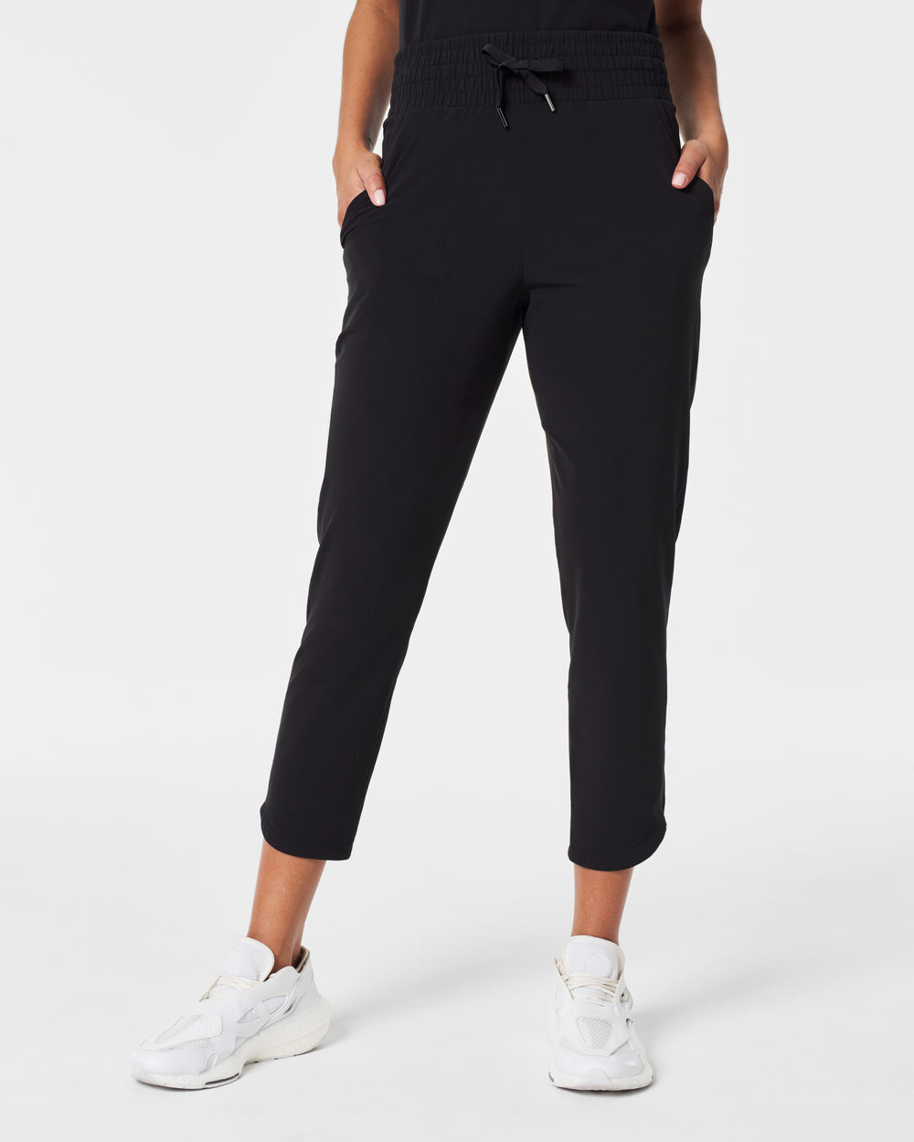 Spanx On the Move Tapered Pant-Very Black