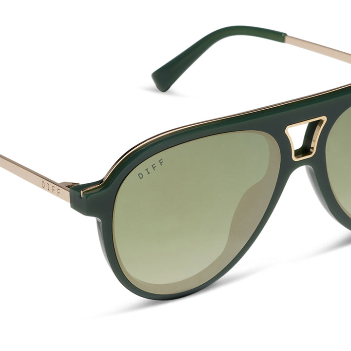 DIFF Eyewear “Tosca III”  Fairway Green Aloe Green Gradient Light Gold Flash Sunglasses