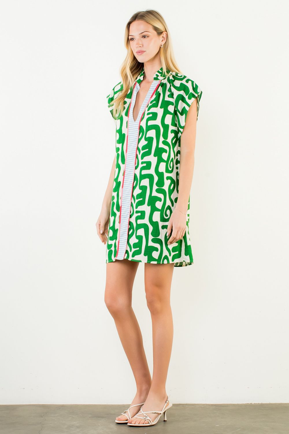 THML "Reyna" S/S Pattern V-Neck Dress-Green