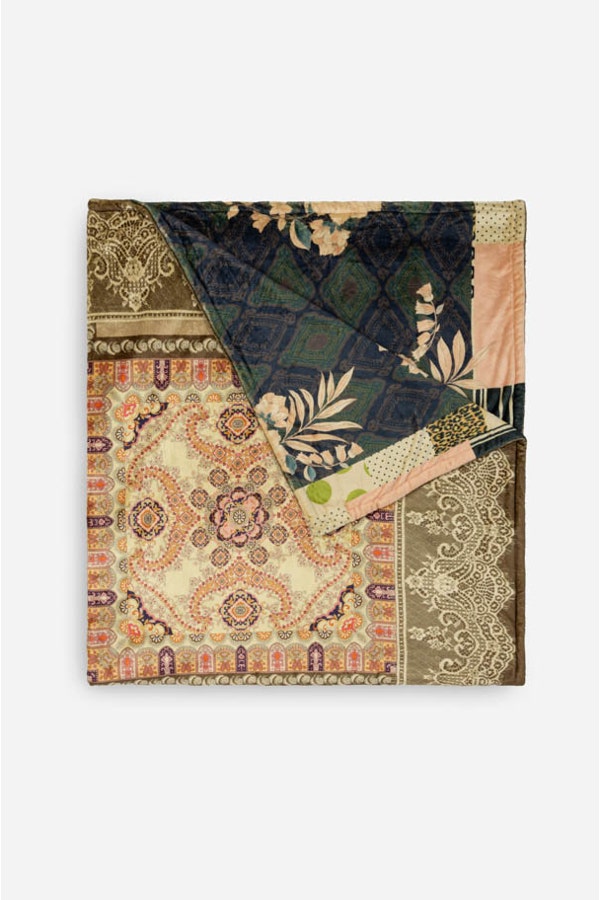 Cheap Blankets Buy MONET WATER LILIES LAUREL CANYON COZY BLANKET