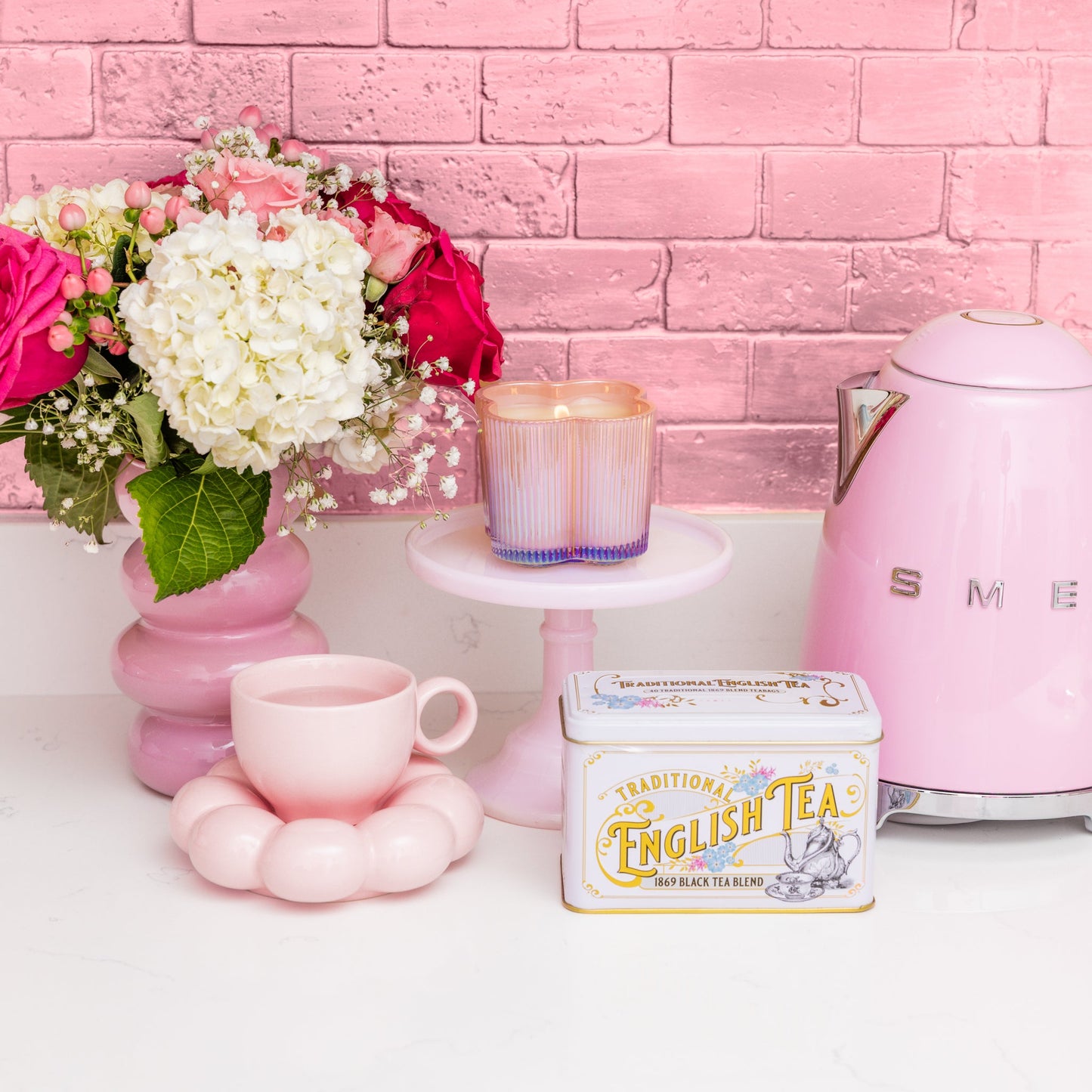 Bridgewater Candles "Sweet Grace" Candle #075 - Pink