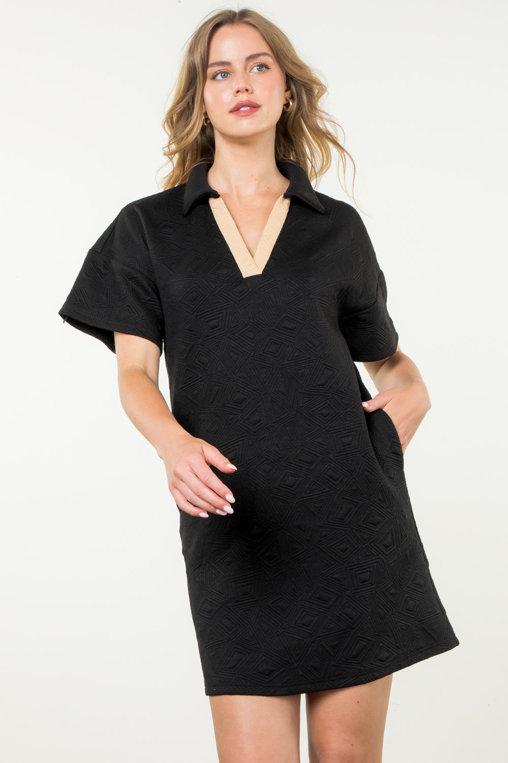 THML Jennifer Short Sleeve Textured Midi Dress-Black